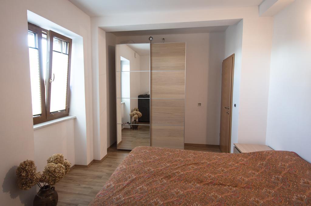 Apartment Dezo Istria Izola Oda fotoğraf